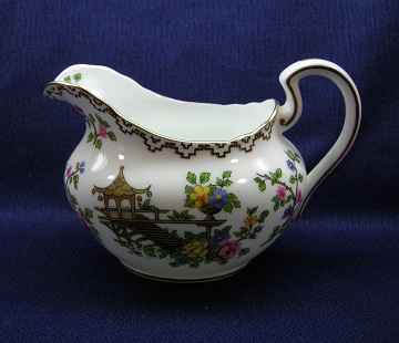 Aynsley Pagoda 694635 Creamer - Large