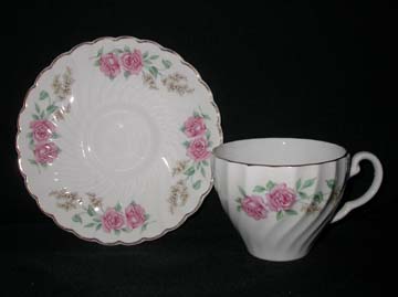 Johnson Brothers [Sovereign Potters] Cottage Roses Cup & Saucer