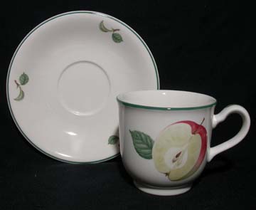 Noritake Apple Crisp #9196 Cup & Saucer