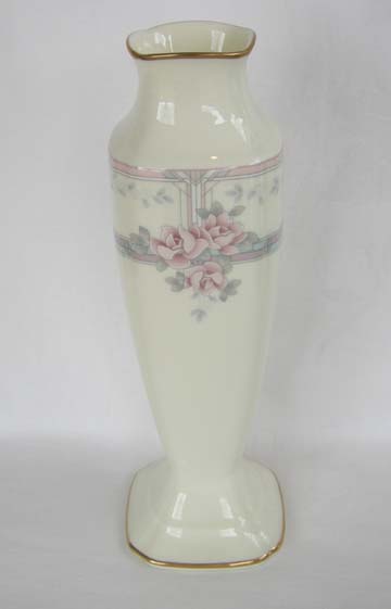 Noritake Magnificence  9736 Vase