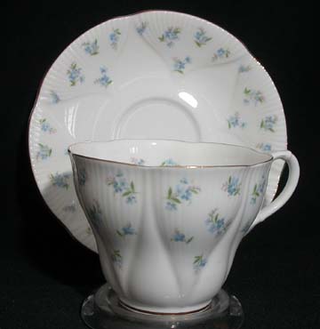 Royal Albert Blue Heaven - Fan Embossed Cup & Saucer