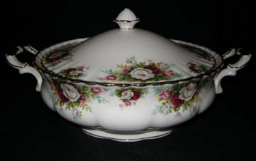 Royal Albert Celebration Vegetable Bowl - Covered