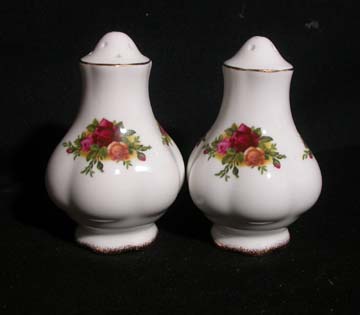 Royal Albert Old Country Roses - Made In England Salt & Pepper Set