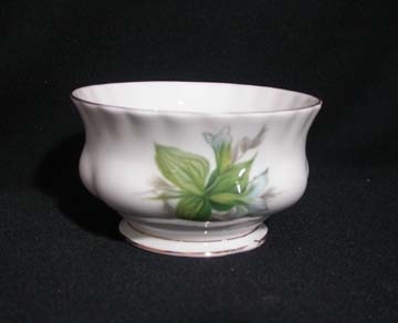 Royal Albert Trillium Sugar Bowl - Small/Open