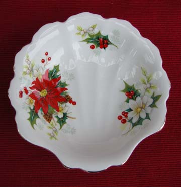 Royal Albert Yuletide Sweet Dish