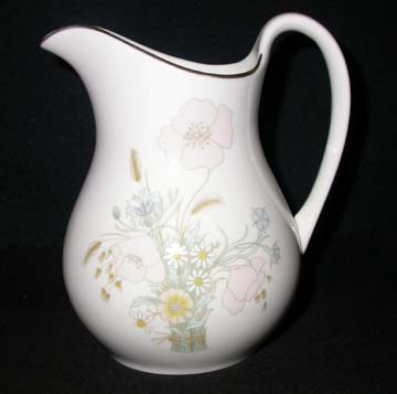 Royal Doulton Flirtation H5043 Creamer - Large