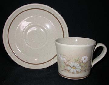 Royal Doulton - Lambethware Florinda LS 1042 Cup & Saucer