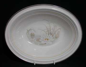 Royal Doulton - Lambethware Hampstead LS 1053 - Fresh Flowers Series Vegetable Bowl - Oval