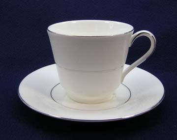 Royal Doulton Lace Point H5000 Cup & Saucer