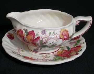 Royal Doulton Sherborne D5915 Gravy Boat & Underplate