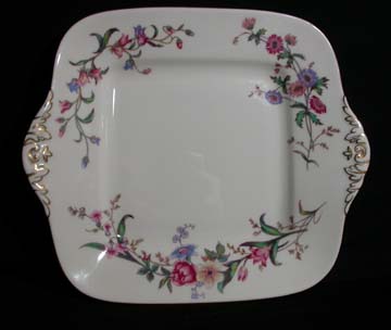 Wedgwood Devon Sprays W4076 Plate - Cake/Handled