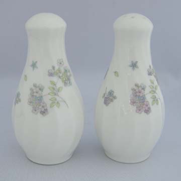 Wedgwood April Flowers Salt & Pepper Set