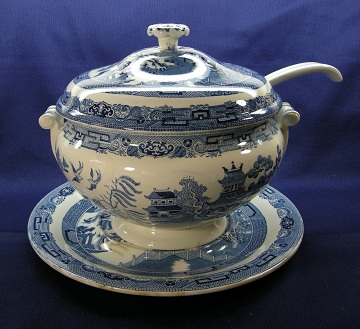Wedgwood Willow Tureen & Lid