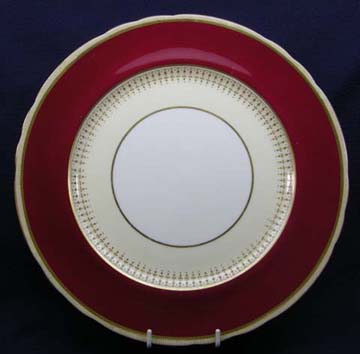 Aynsley Castleford - Maroon  7219 Plate - Dinner