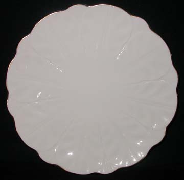 Aynsley Golden Crocus Plate - Dinner