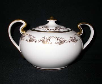 Aynsley Louis XV - 8328 - Scalloped Edge Sugar Bowl & Lid