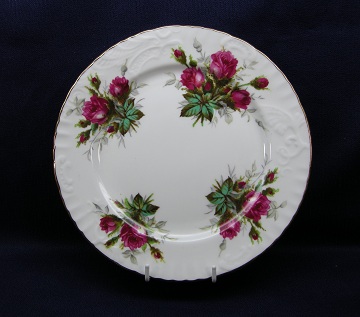 Hammersley Grandmothers Rose Plate - Salad - Scroll Embossed