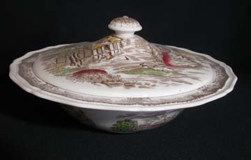 Kensington Staffords Shakespeares Sonnets R2815 Vegetable Bowl - Covered