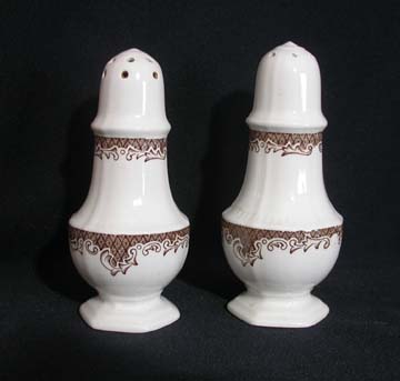 Kensington Staffords Shakespeares Sonnets R2815 Salt & Pepper Set