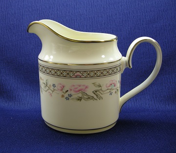 Minton Marquesa Creamer - Large