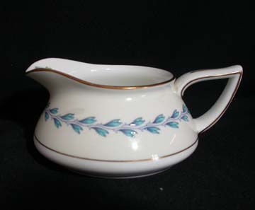 Minton S383 Creamer