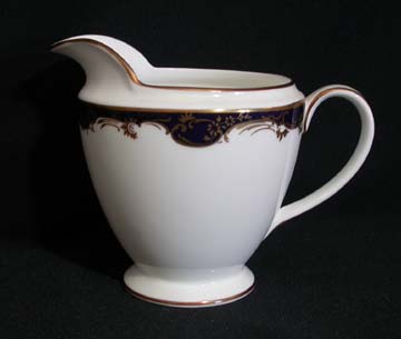 Minton Versailles H5285 Creamer - Large