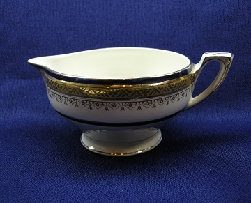 Myott - Staffordshire The Crowning Creamer - Large