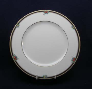 Noritake April Poem  4119 Plate - Salad