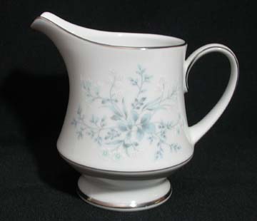 Noritake Carolyn 2693 Creamer - Large