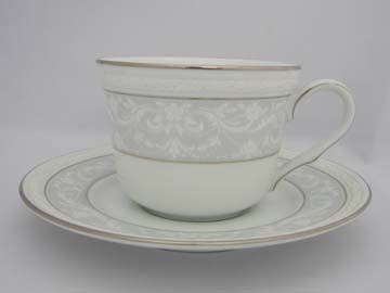 Noritake Glenrose Platinum  4294 Cup & Saucer