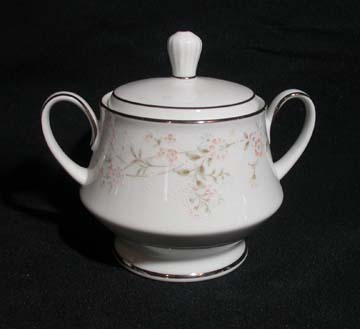 Noritake Holbrook 2994 Sugar Bowl & Lid