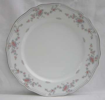 Noritake Oakmont Plate - Dinner