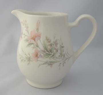 Noritake Pennfield  9172 Creamer - Large