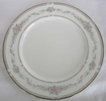 Noritake Rose Memento  4728 Plate - Dinner