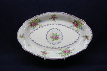 Royal Albert Petit Point Tray - Regal