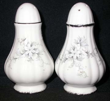 Paragon Brides Choice Salt & Pepper Set