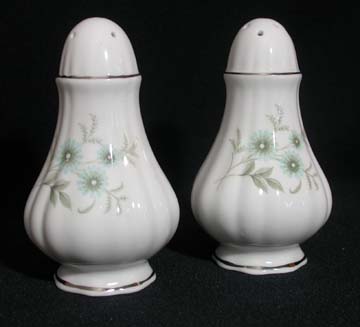 Paragon Debutante Salt & Pepper Set