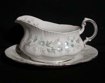 Paragon Debutante Gravy Boat & Underplate