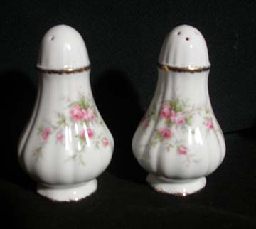 Paragon Victoriana Rose Salt & Pepper Set