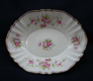 Paragon Victoriana Rose Sweet Dish