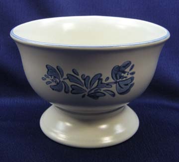 Pfaltzgraff Yorktowne Pedestal Bowl