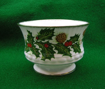 Queens Yuletide Sugar Bowl - Small/Open