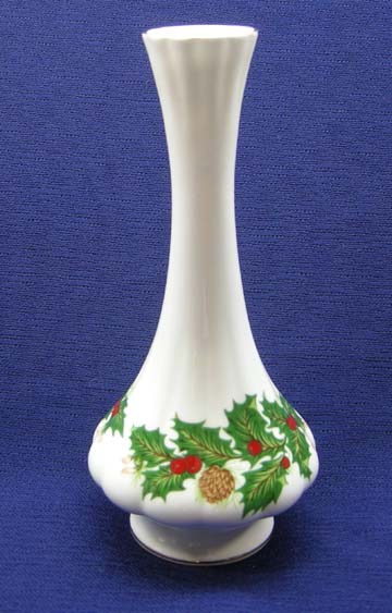 Queens Yuletide Vase