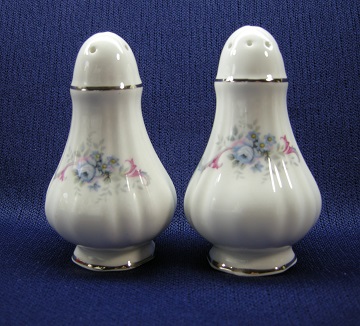 Paragon Romance Salt & Pepper Set