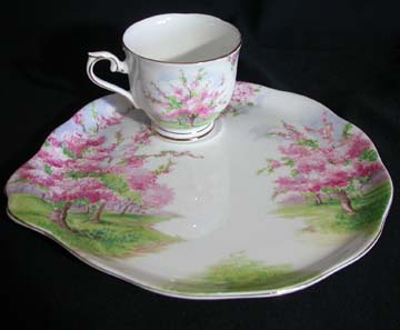 Royal Albert Blossom Time Hostess Set - Round