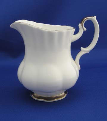 Royal Albert Chantilly - Platinum Creamer - Small