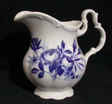 Royal Albert Connoisseur Creamer - Small