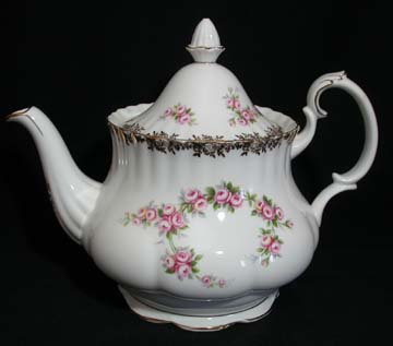 Royal Albert Dimity Rose Tea Pot & Lid - Large