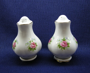 Royal Albert Forget Me Not Rose Salt & Pepper Set