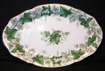 Royal Albert Ivy Lea Tray - Regal